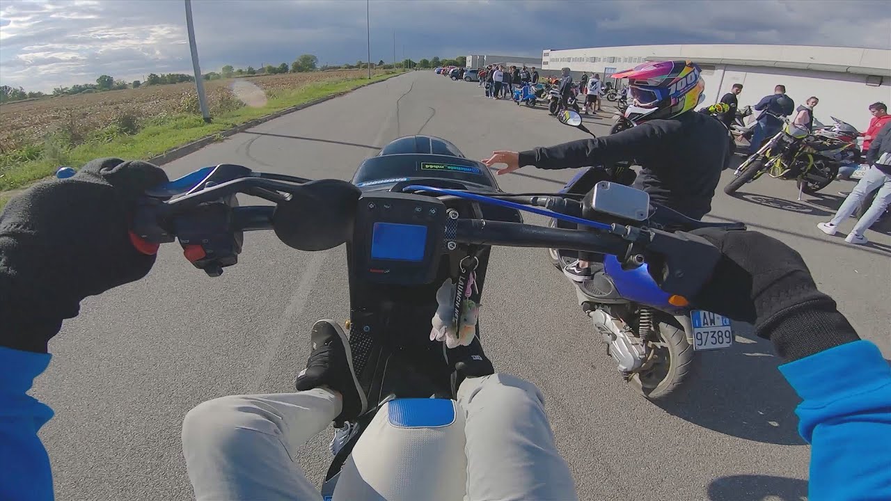 RADUNO nella RED ZONE pt.2 | BOOSTER 70 | Wheelie & Fun