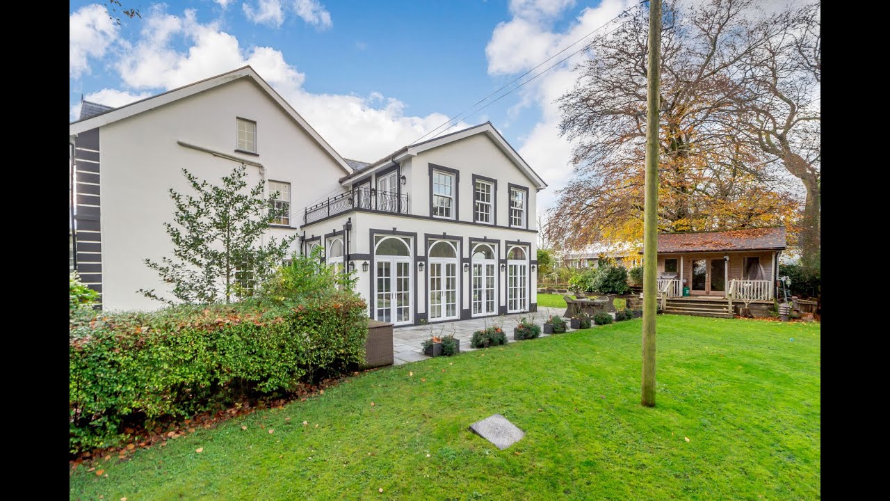 Stunning Victorian Home in Rural Location near, Aberdare, Merthyr Tydfil and Cardiff
