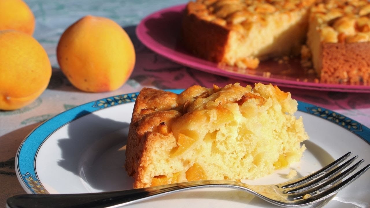 BOLO CASEIRO DE PÊSSEGO | Melhorar bolo de iogurte com fruta | Sobremesa com duas apresentações