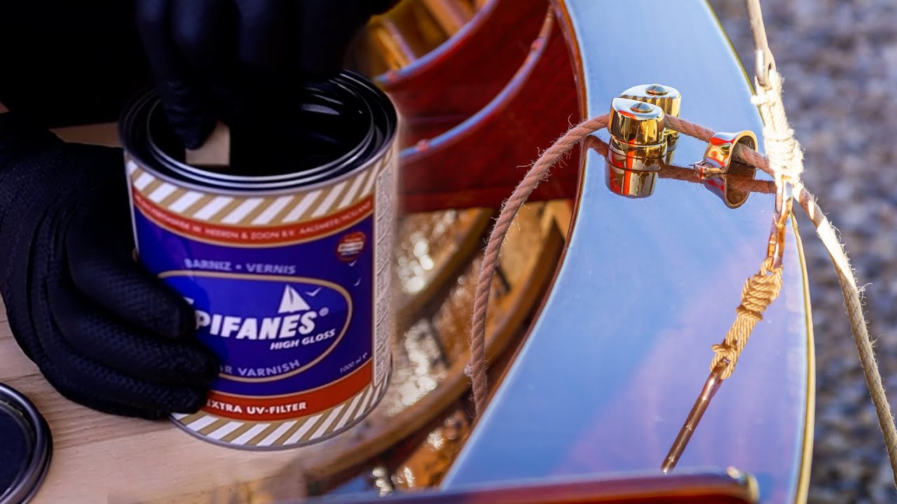Varnishing a Tideway Dinghy with Epifanes Traditional Gloss Varnish