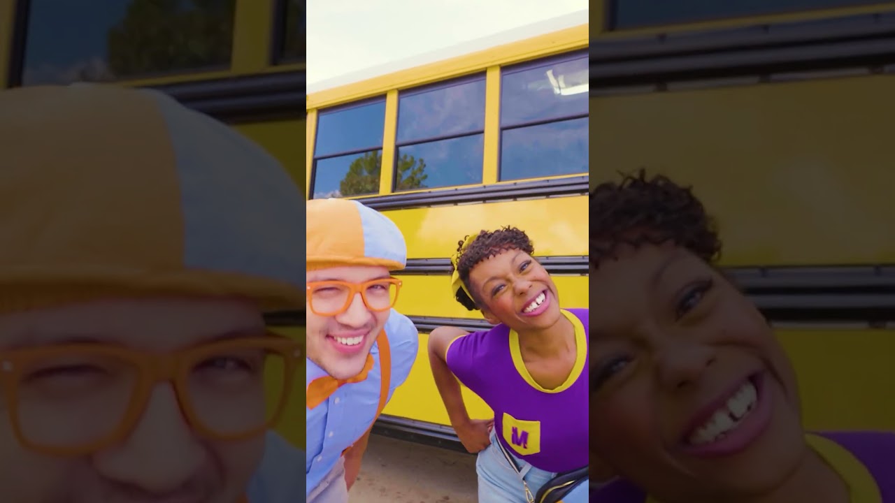 Doors on the Yellow School Bus | BLIPPI #shorts