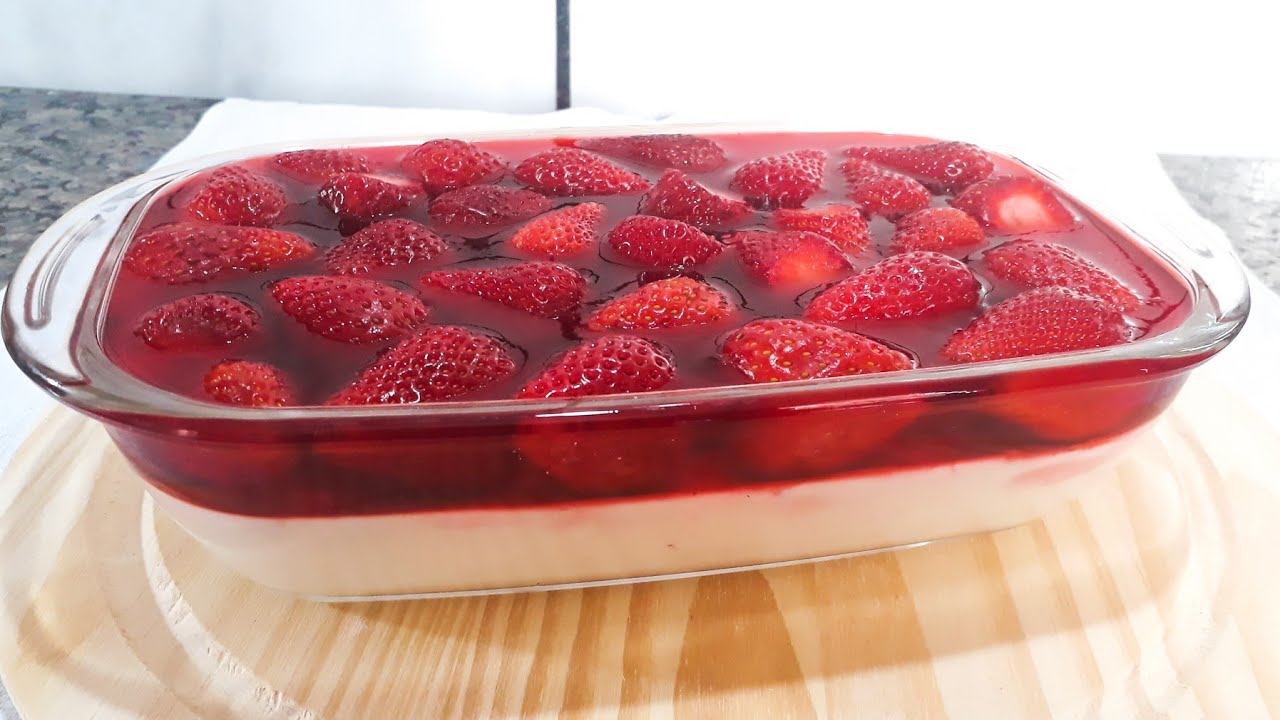 SOBREMESA DE MORANGO GELADA FÁCIL E DELICIOSA!