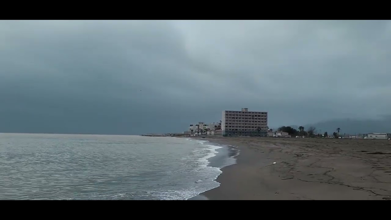 ⏰️11:00 📸 Playa de la Misericordia ✒️ Malaga