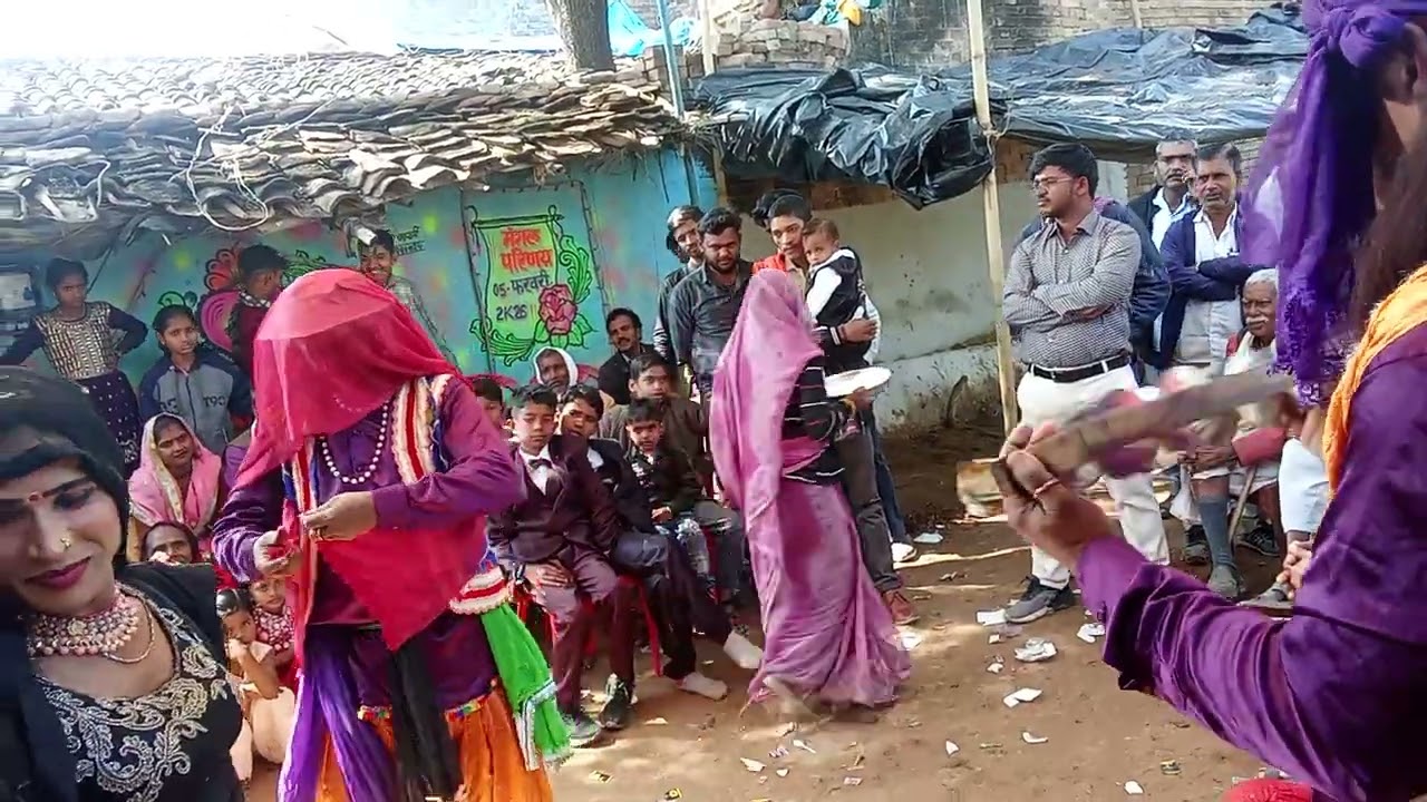 Majedar bahrupiya party  aisi video dekhne ke liye hamara channel subscribe Karen