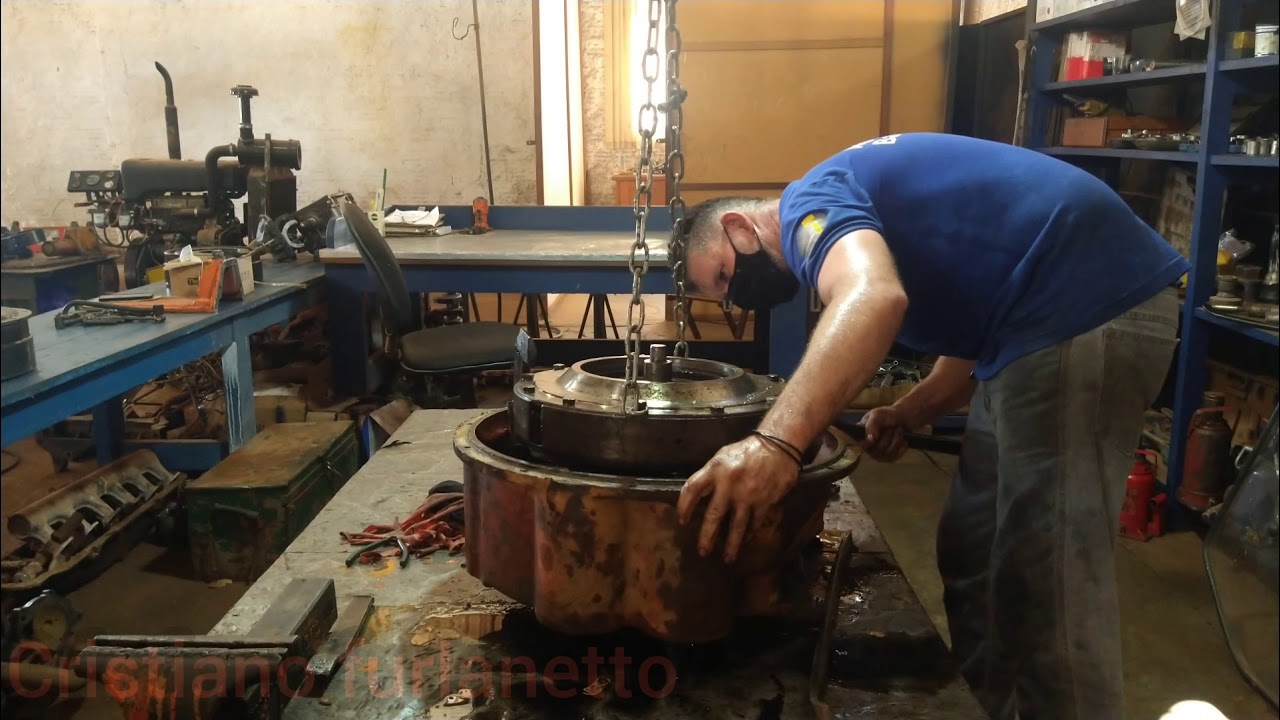 trator esteira fd9 revisando embreagem.👍💪🔧🔩🇧🇷