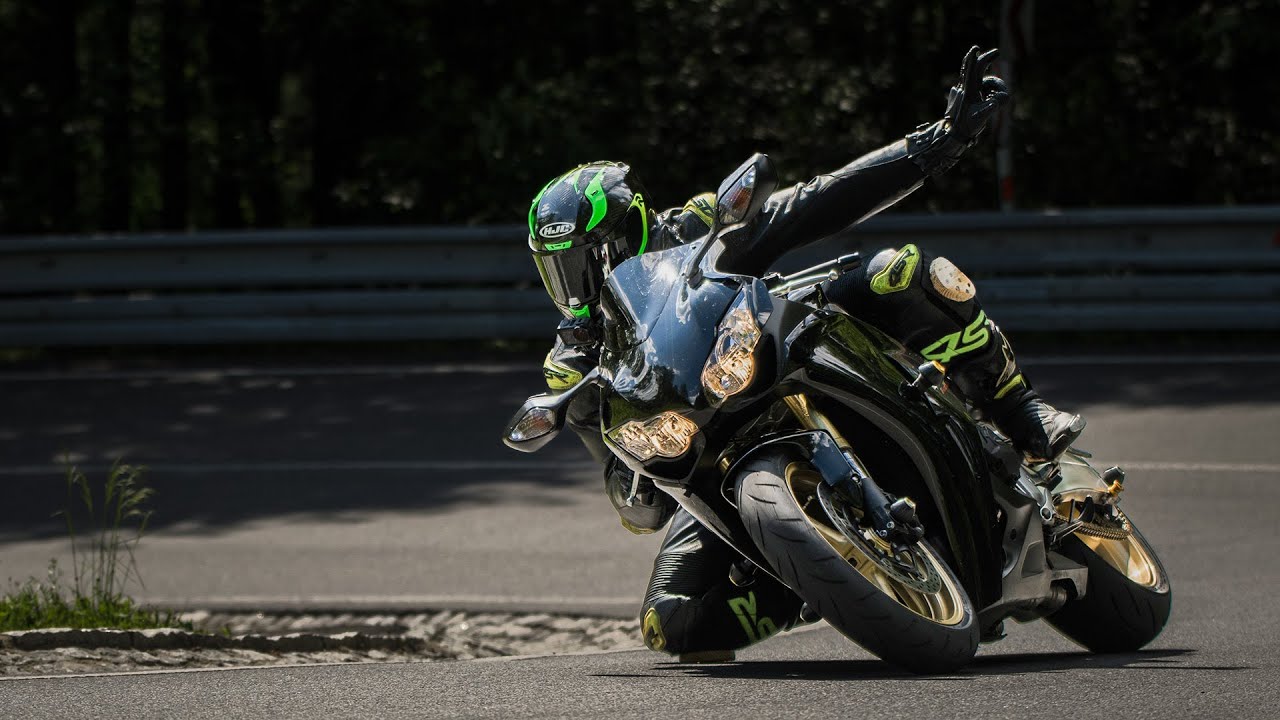 Ještěd z pohledu motorkáře