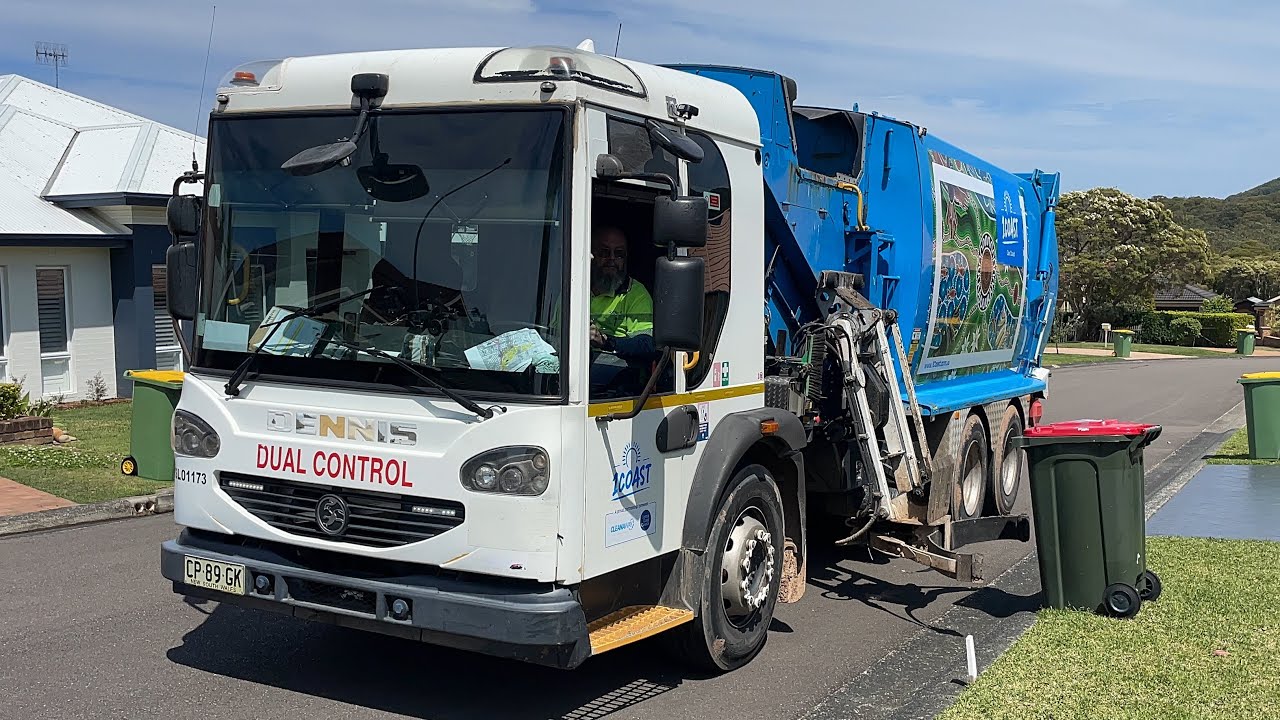 Bateau Bay Garbage - SL01173