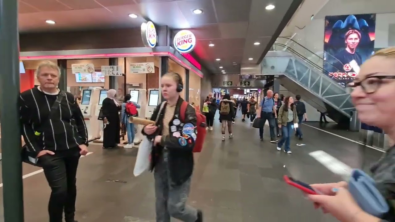 Oslo, Oslo Sentralstasjon ( Main train station ) & Oslo City Mall Walk, October 2022. Norway V#112