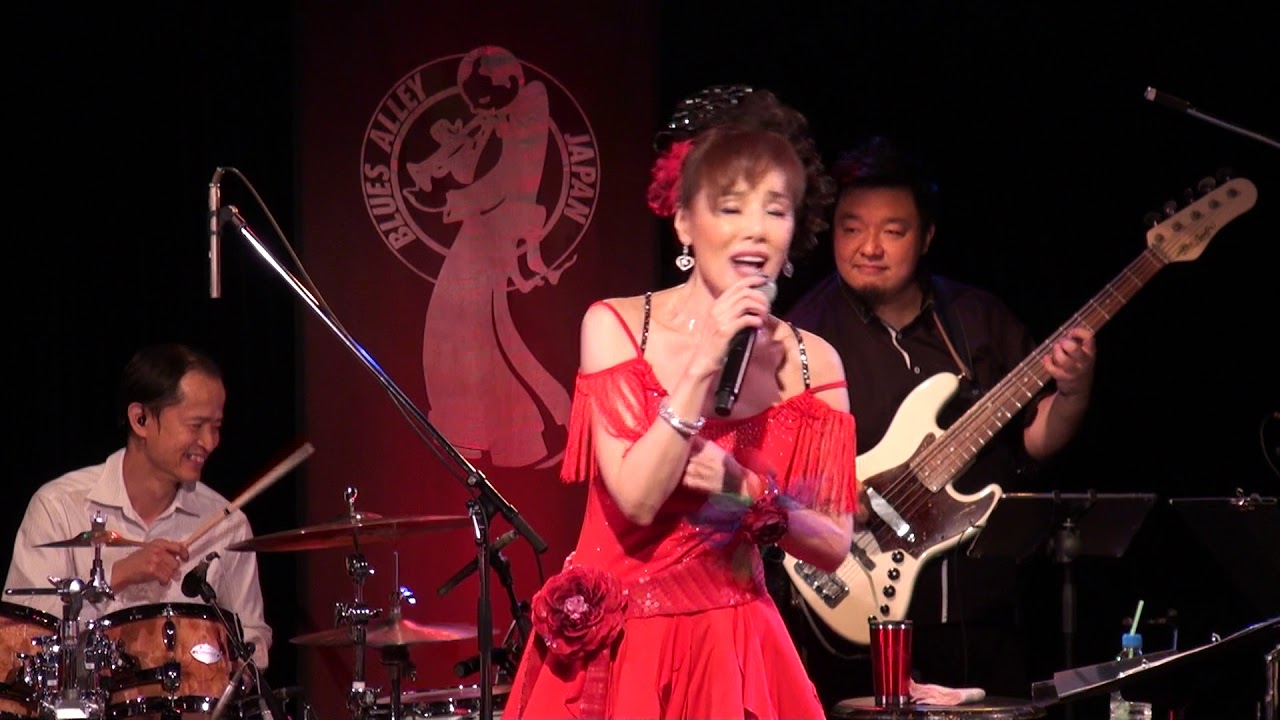 Love Me Tonight / 未唯mie・Exotic Carnival