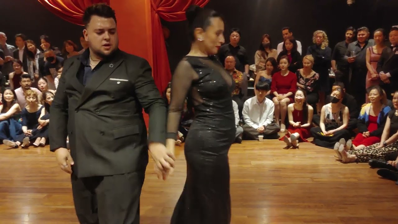 [?] Sebastian Bolivar & Cynthia Palacios