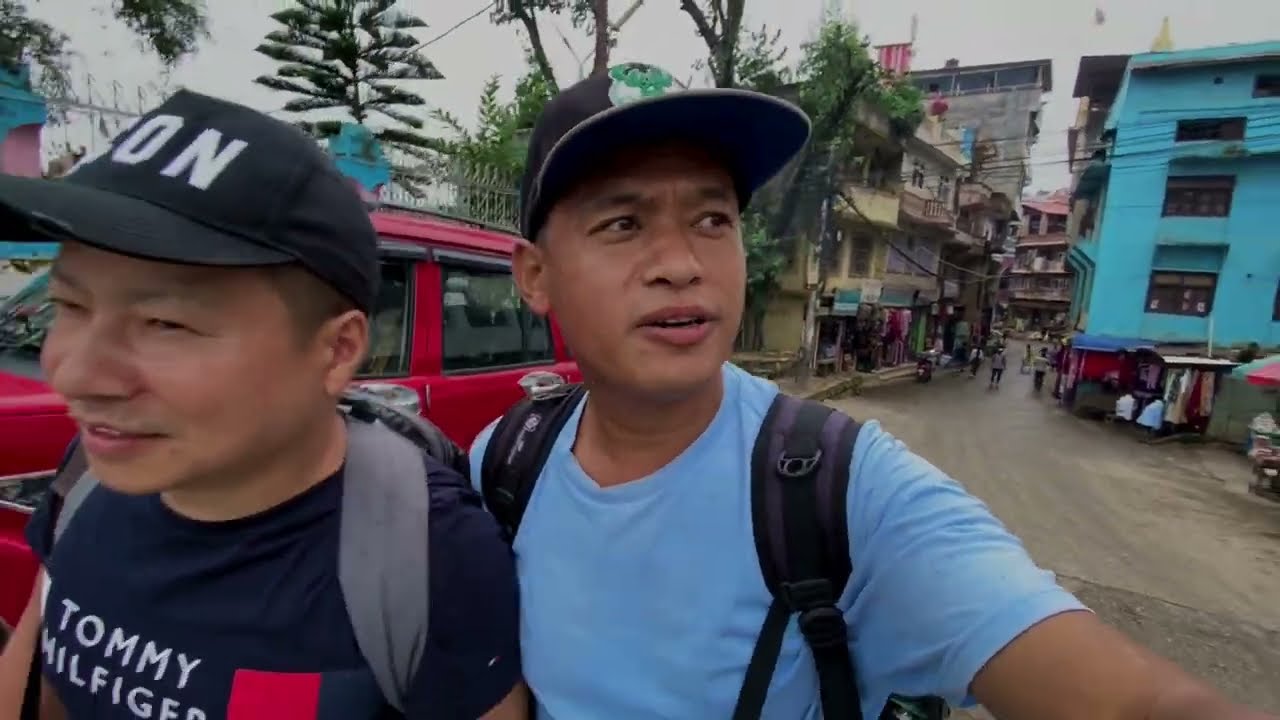 तानसेनमा ढाकाटोपी किनेर पुरै बजार घुम्दा यस्तो देखियो / Tansen Palpa / Bhuwan Singh Thapa  Village