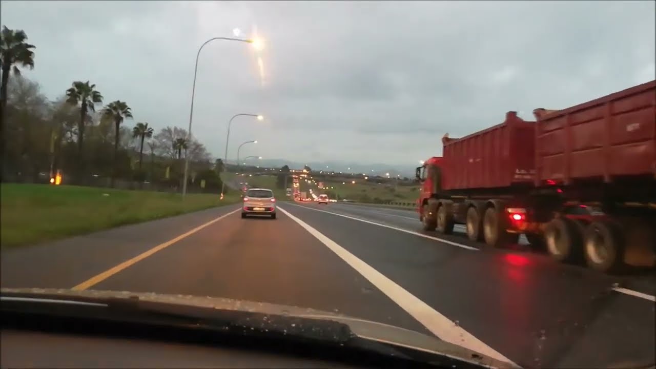 A winter's evening in peak hour traffic | Cape Town