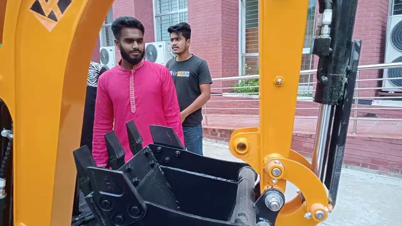 মিনি এক্সকেভেটর