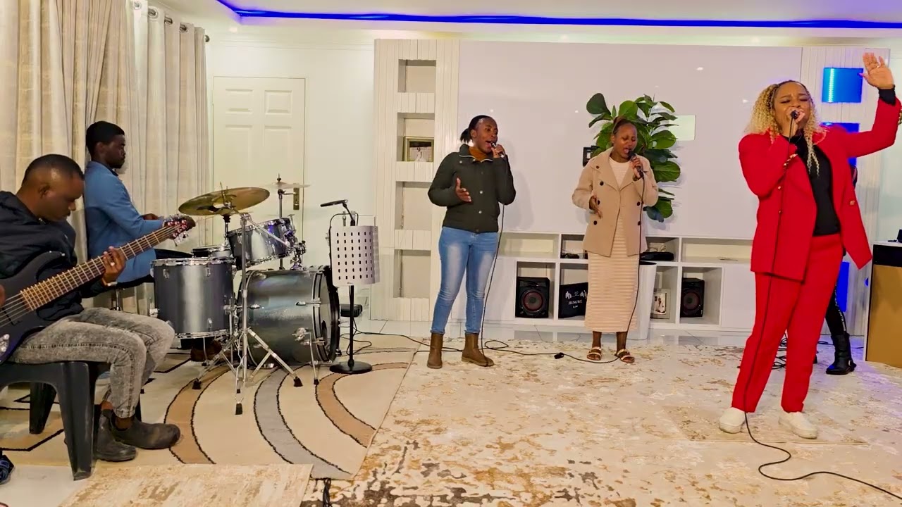 Covers -Yeshua, Oh be lifted #worship #praiseandworship @gloriamusiqgm 