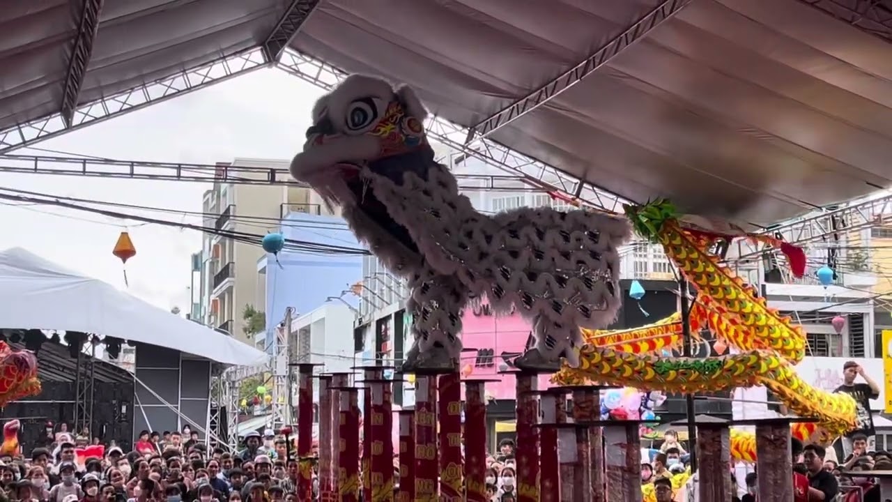 Đoàn Lân Sư Rồng Tân Dương Vĩnh Long thi đấu giải lân sư rồng Đỗ Công Tường Lần 1 -2023