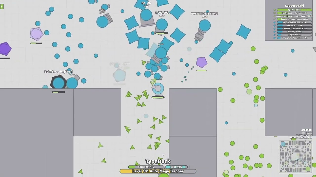 Arms Race Highlights: 4th 1m with the Auto Mega Trapper! (Arras.io)