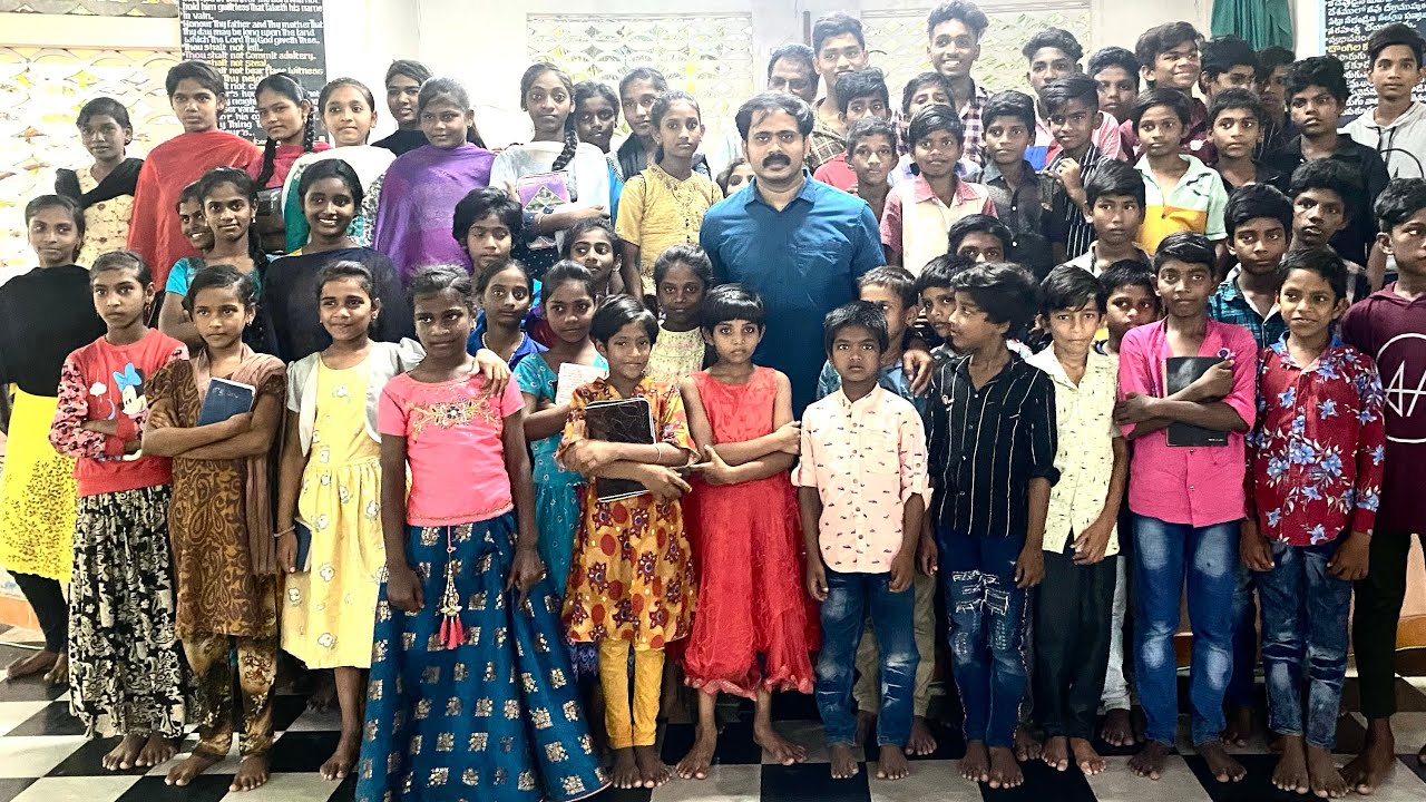 అమ్మ ప్రేమ నాన్న ప్రేమ మాకు తెలీదు | అయితే అమ్మ నాన్న లేకపోతే బ్రతకలేమా? |  Medapadu CMS Orphanage