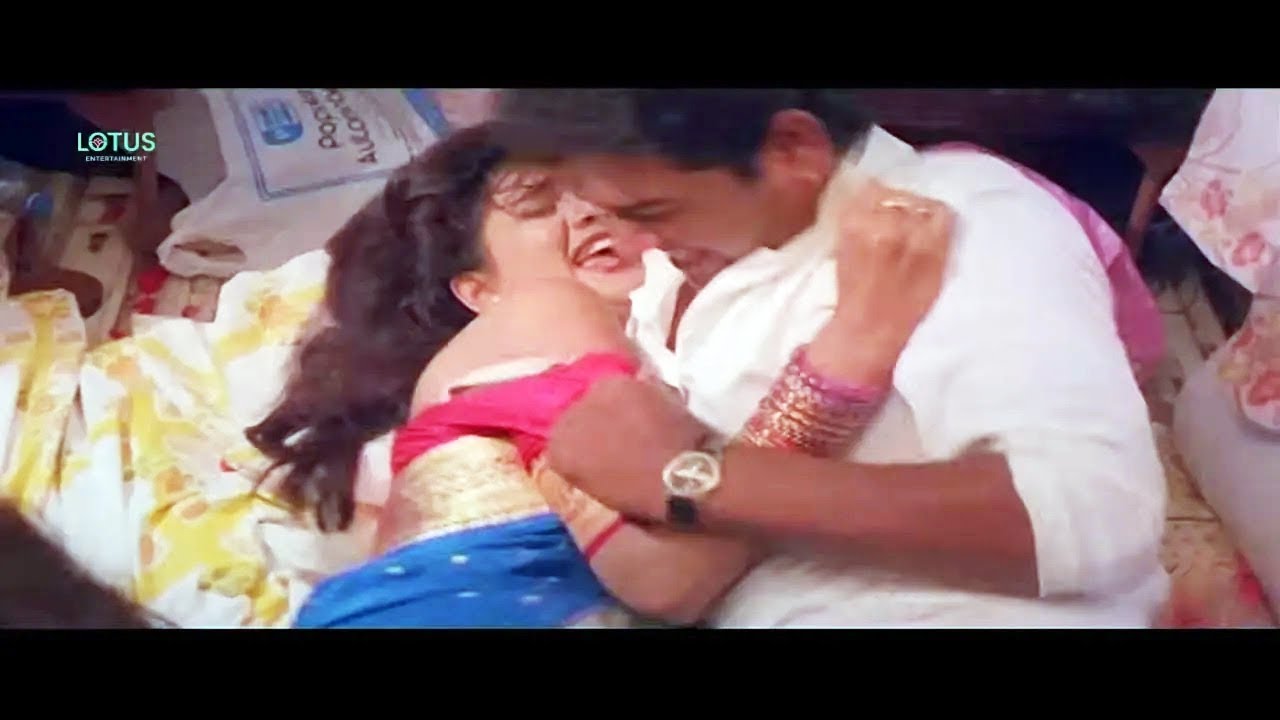Beautiful Girl Life Spoiled In Ambulance by Shobhraj Gang - Mister X Kannada Movie Part 06