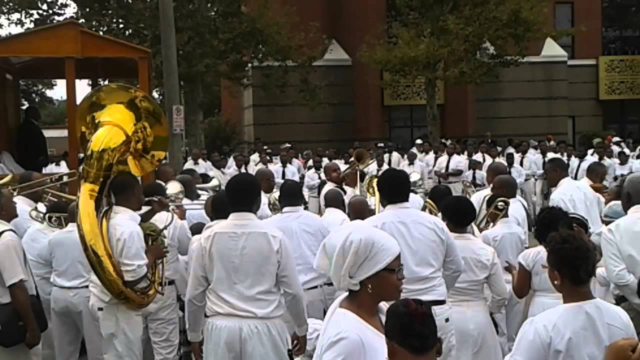Uhop Hummingbirds Warm up Newport news Baptism