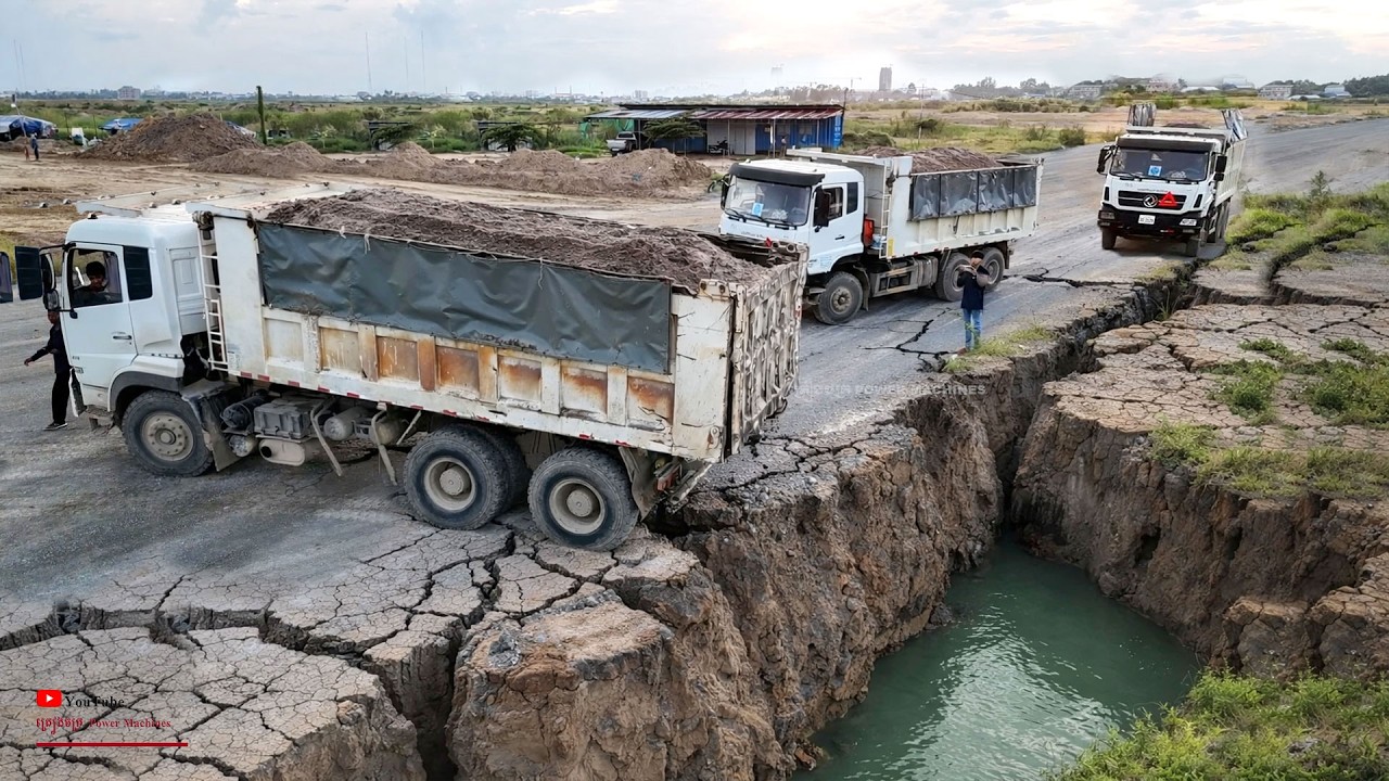 It's Wow! Great Site Sandfill Half Lake Area​ Fill Pit Join Dozer Partner​ Group​ Trucks 10 wheels​