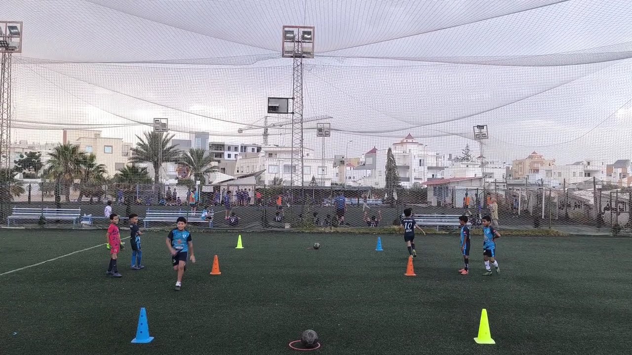 U10 passing receiving coordination agility and 1v1 