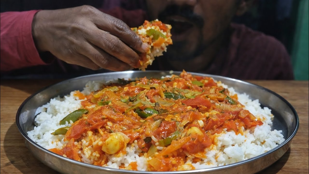 🔥 इतना खाना कोई कैसे खा सकता है? 😱 Giant Plate Rice & Sabji ASMR | Desi Village Food