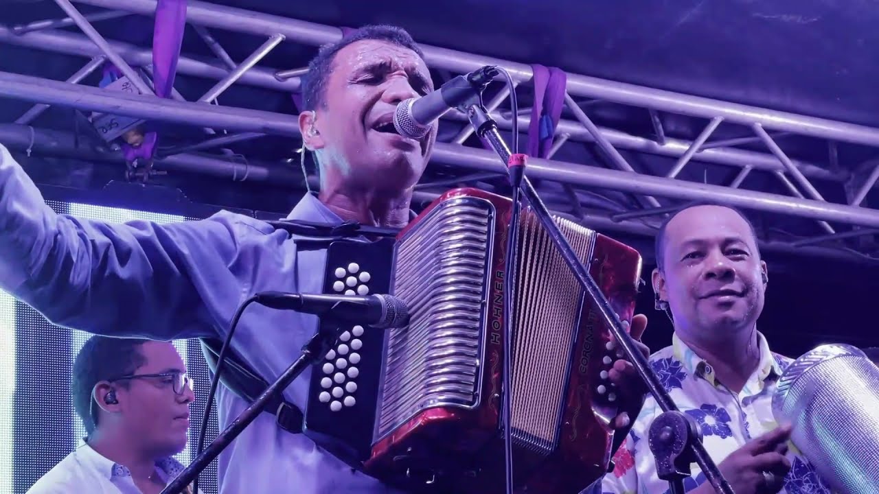 Fiesta En El Desierto - Dagoberto 