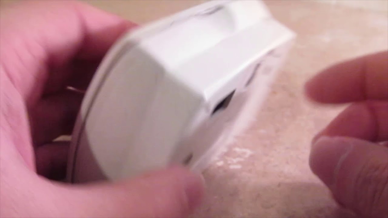 一氧化碳传感器总是在叫，怎么办？？寿命已到，赶快换吧，先让它闭嘴~