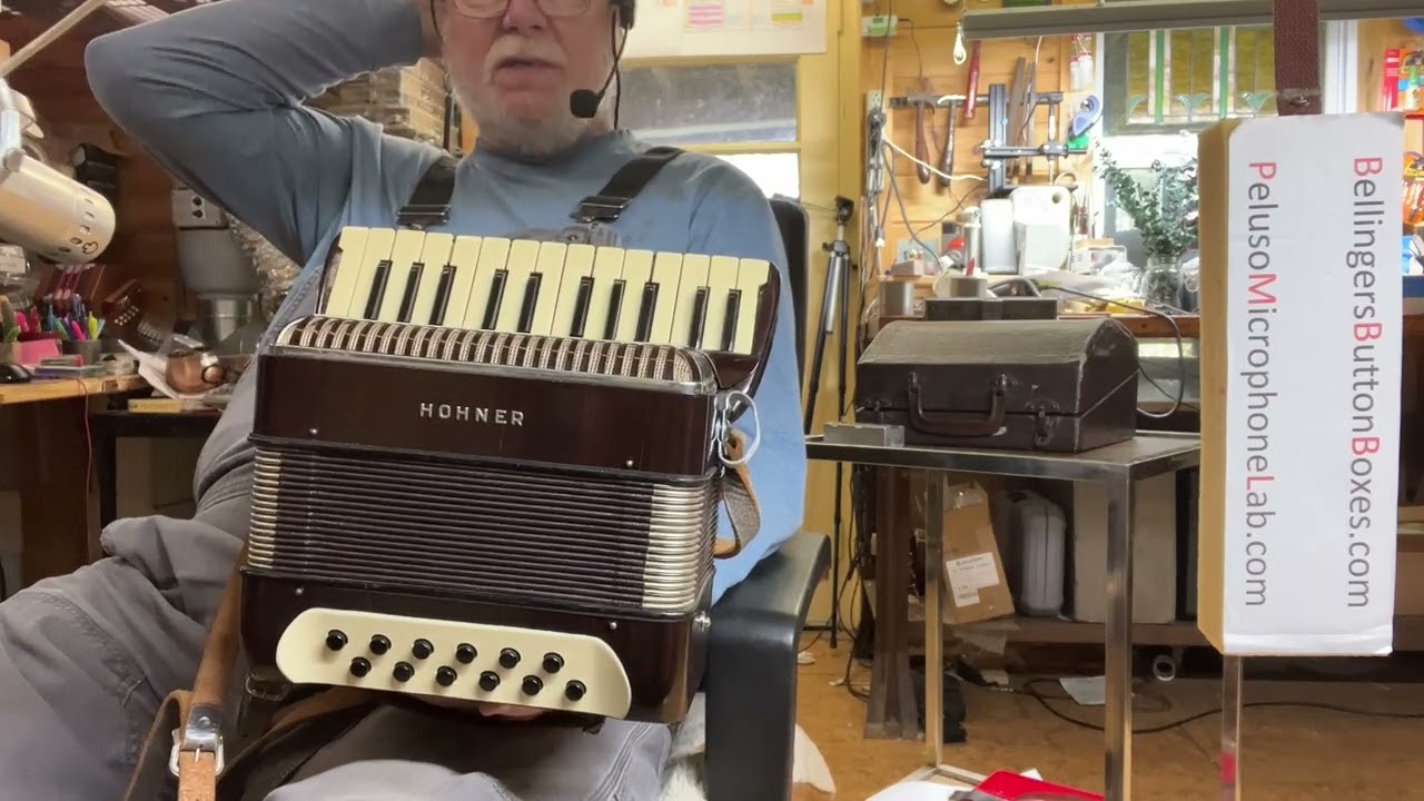 Hohner Regina I miniature piano accordion #365 (sold)