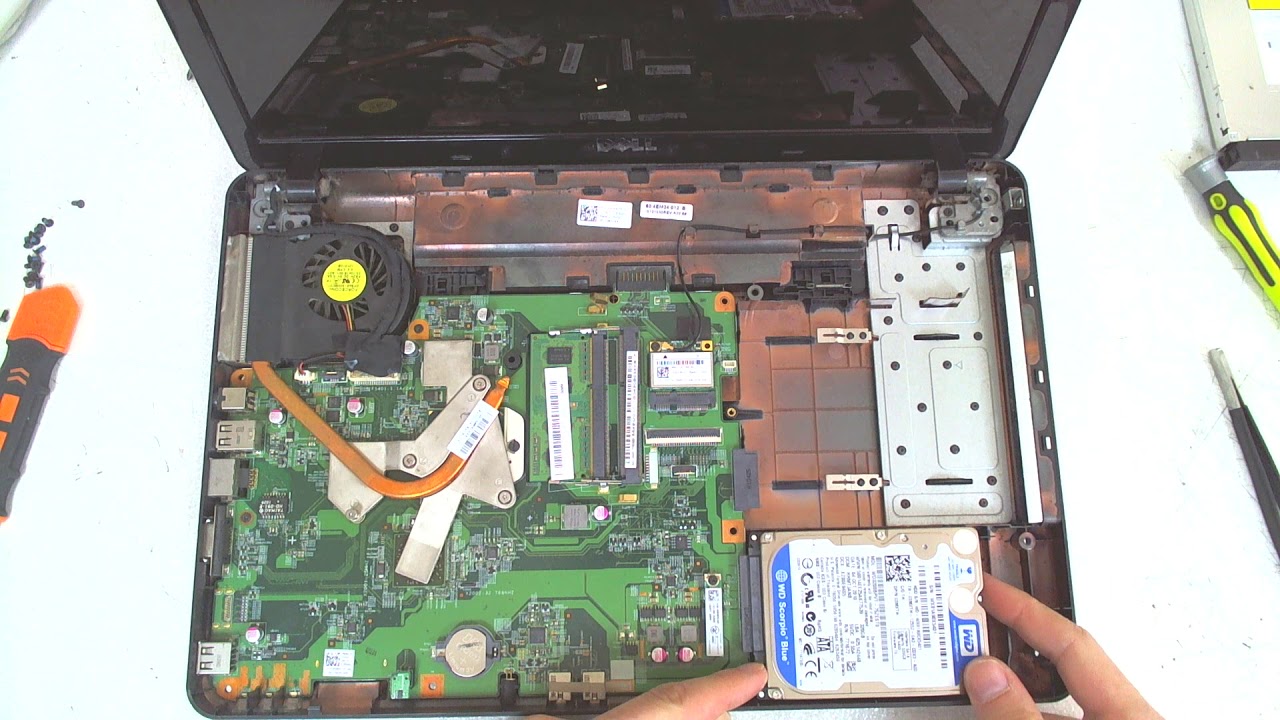 Разборка Dell Inspiron M5030 / Чистка вентилятора