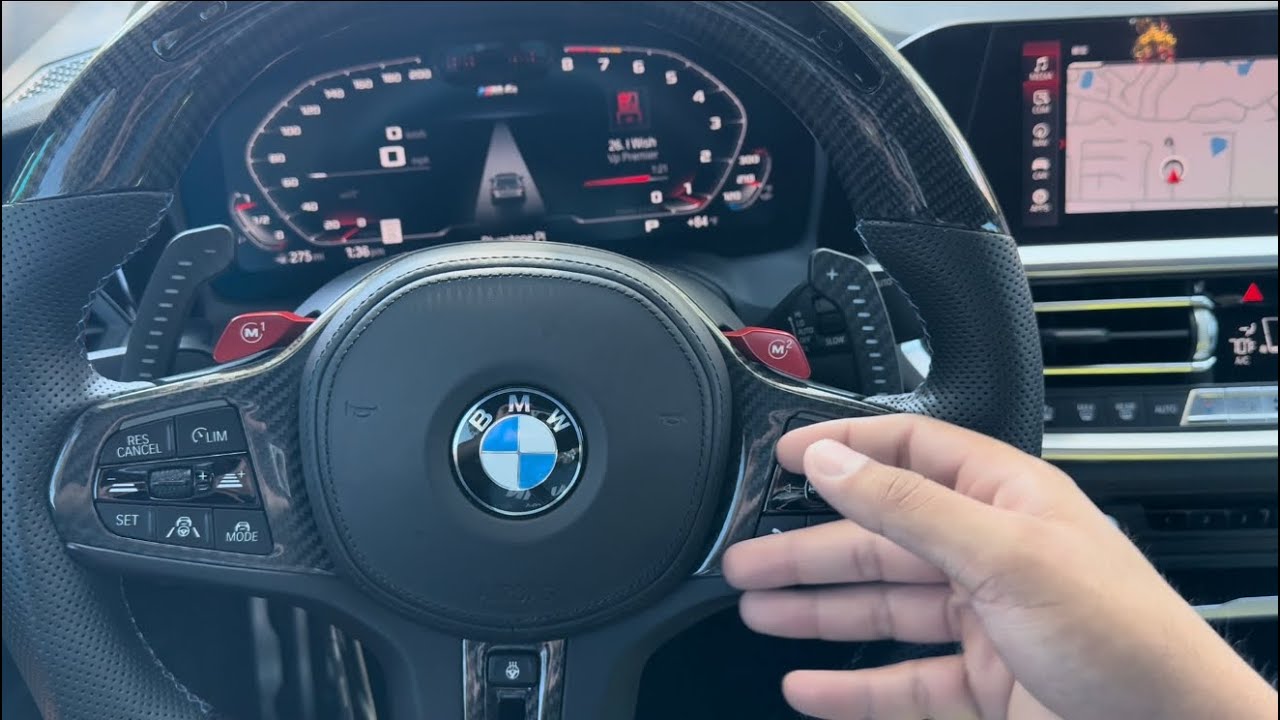 ASMR Tapping In My Car (Tapping, Scratching)