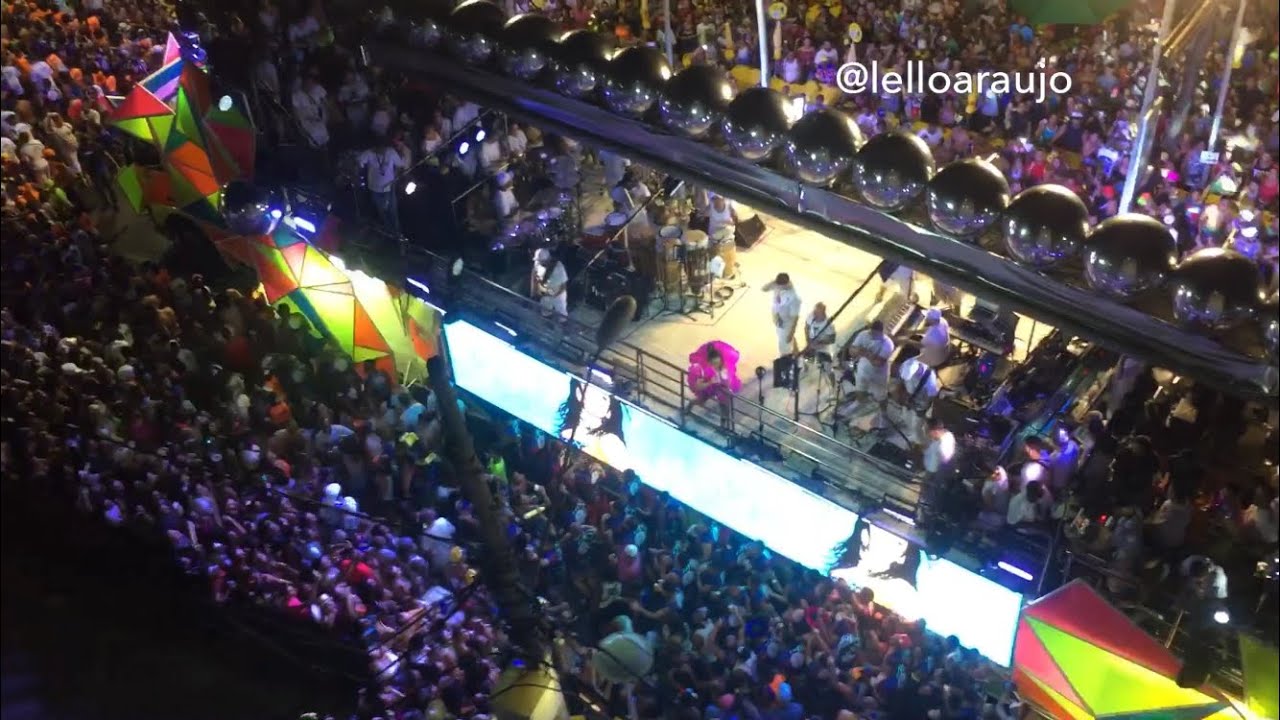 IVETE SANGALO - CARNAVAL DE SALVADOR - SEGUNDA FEIRA BARRA ONDINA