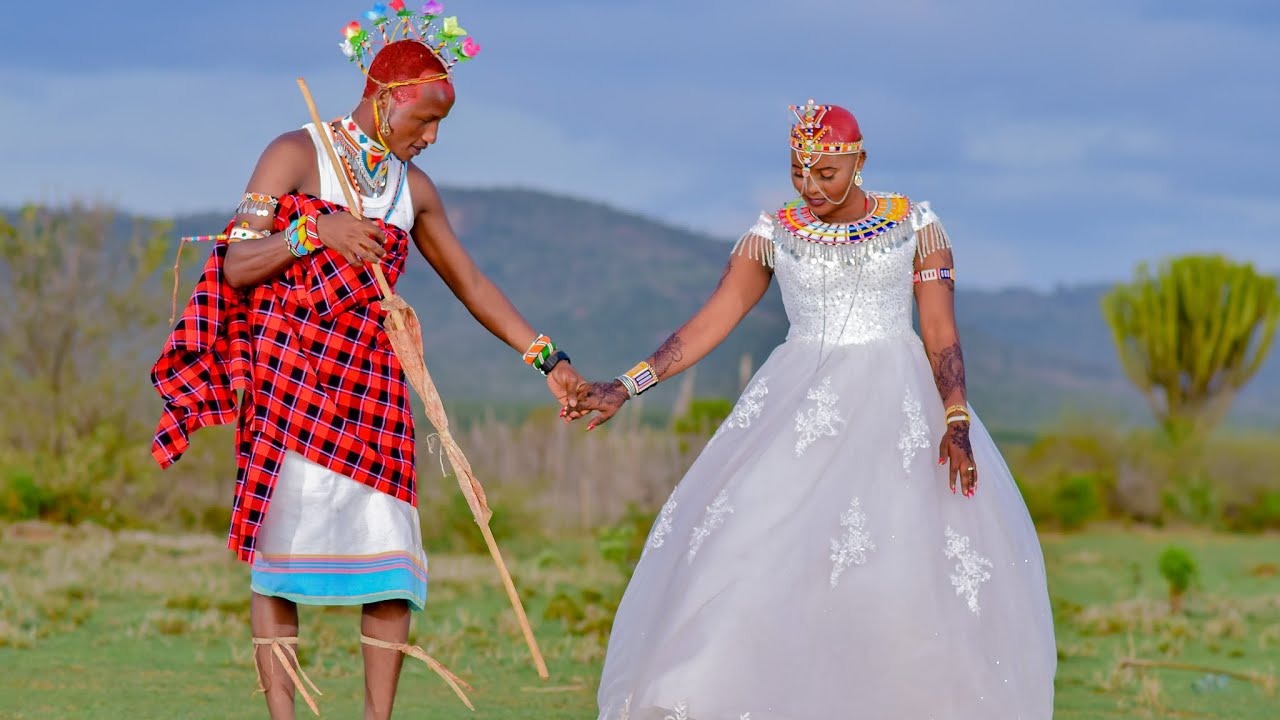 BEST AFRICAN TRADITIONAL WEDDING (Hillary Maggie Lodompui weds Nick Leakey Lesarge) Samburu wedding