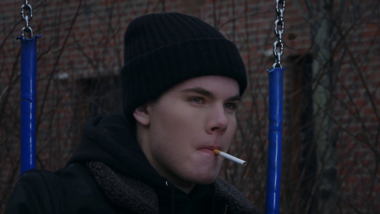 A.HURJAKURU - LYHYTELOKUVA