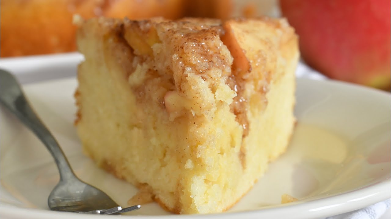 Upside Down Cake with Caramelized Apples
