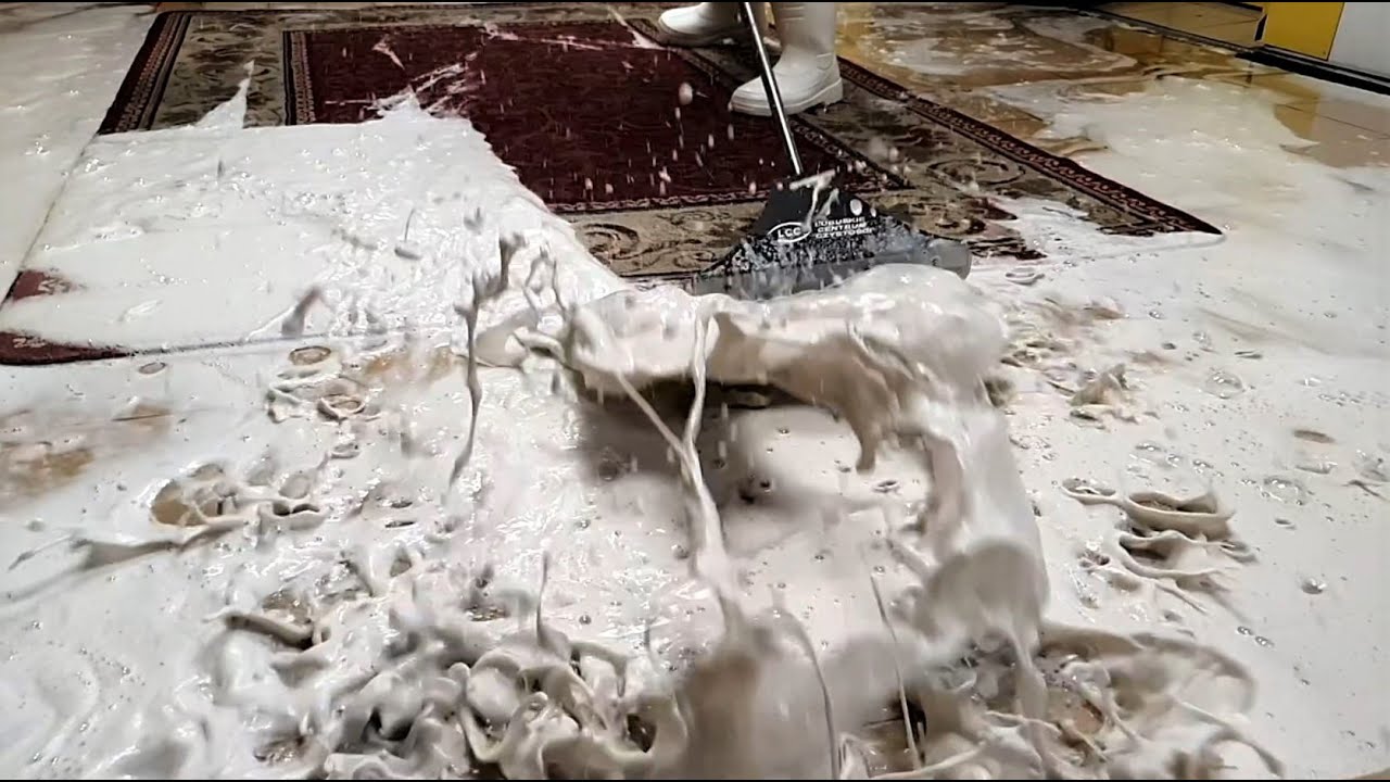 Pranie silnie ZATŁUSZCZONEGO dywanu z kuchni. Kilkuletni brud i plamy zeszły niemal całkowicie 😍