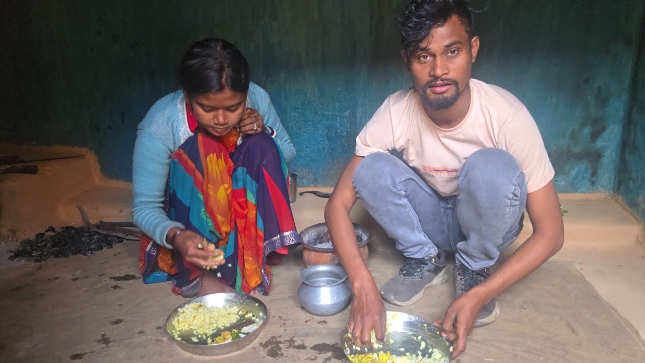 आज हमलोग का घर में बना डाल भात और आलू भुंजिया || किसको किसको खाना हैं #familyvlog 