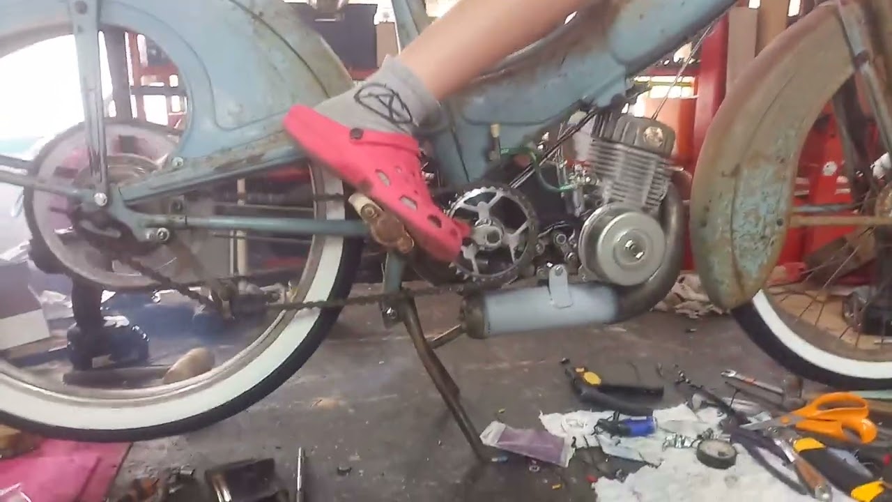 mobylette AV79 de 1958