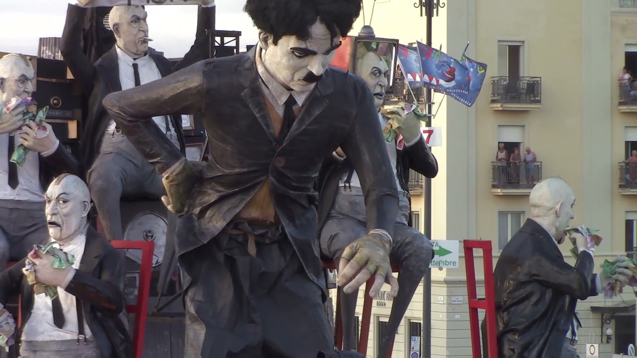 Carnevale di Viareggio 2021: "Democrisia"