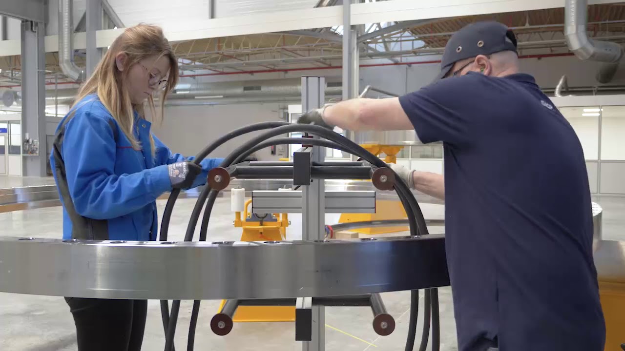 Centre de Services SKF pour couronnes d’orientation - SKF en France, site de Saint-Cyr-sur-Loire.