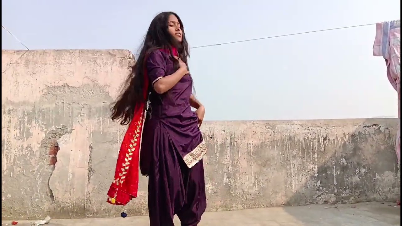 Sau sau awaazein maare akhiyan 👀😜...#dance #viral #youtube #trending 