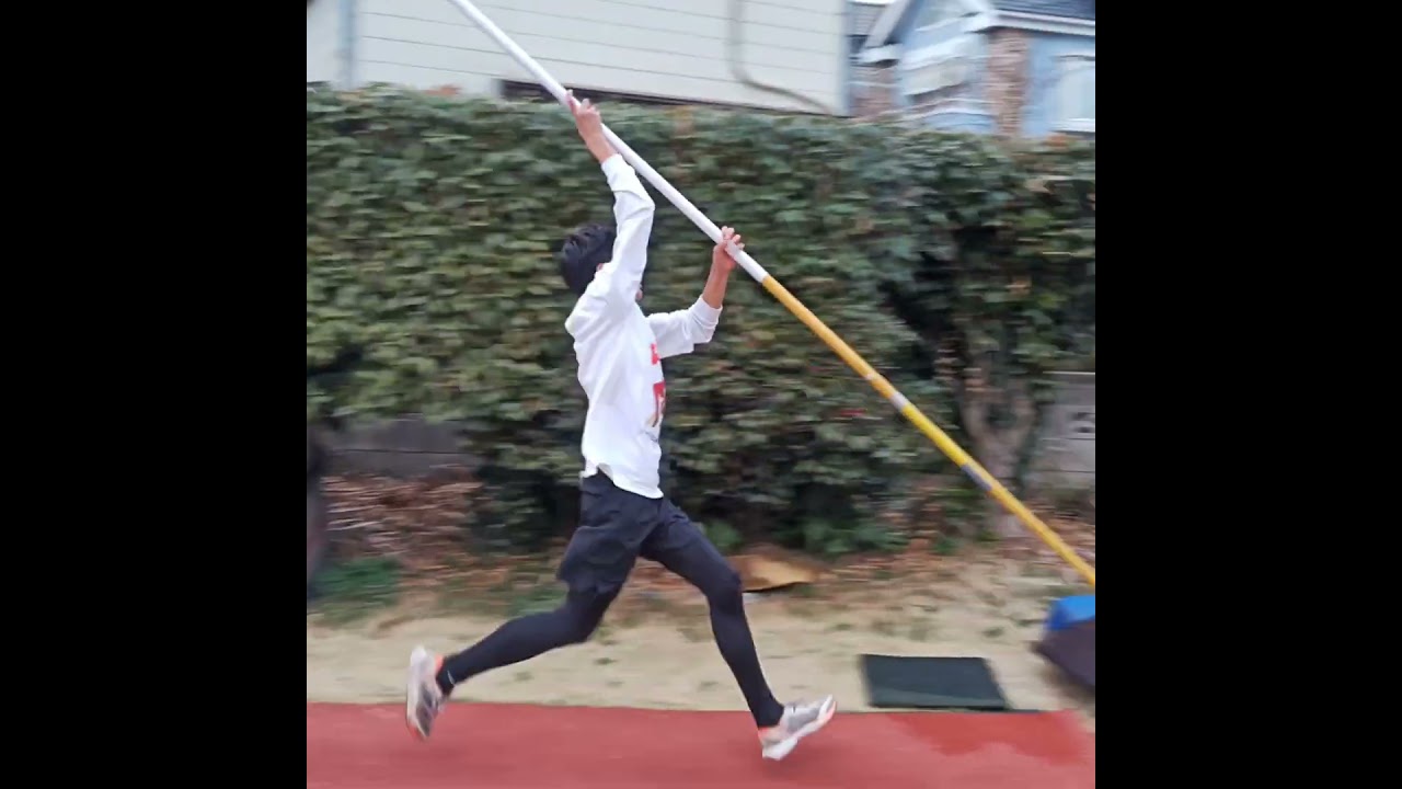 Q-base2025年3月13日 #polevault #棒高跳