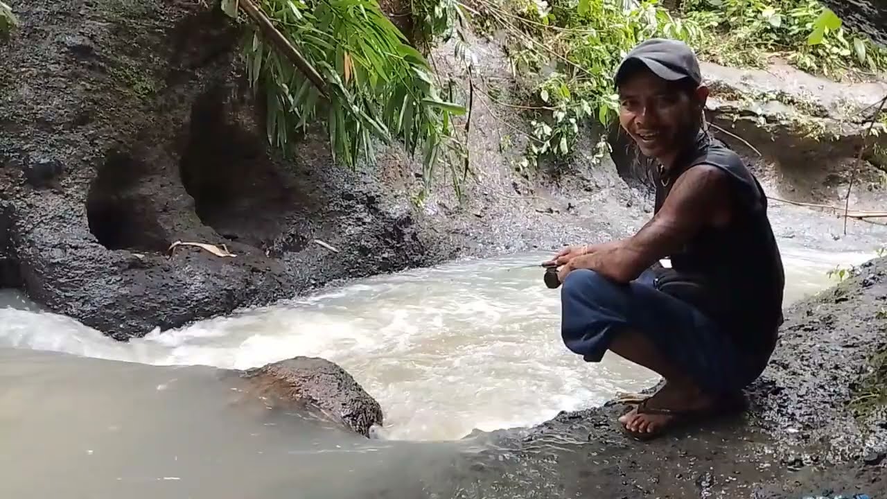 CUACA KURANG MENDUKUNG UNTUNG ADA TEMPAT BERTEDUH
