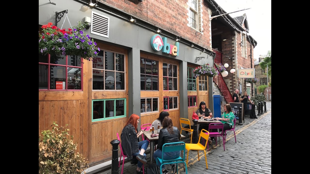 100 Great Scottish Pubs   Brel