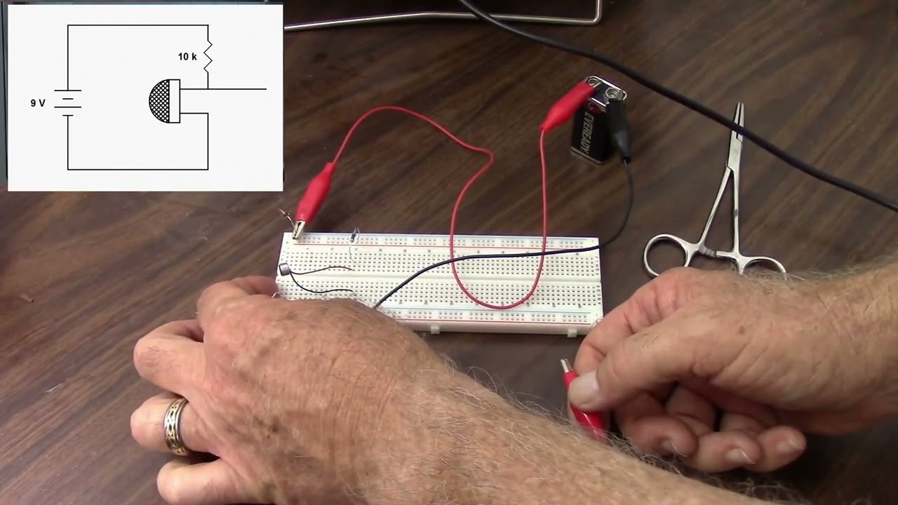 Testing and Circuit for a Condenser Microphone