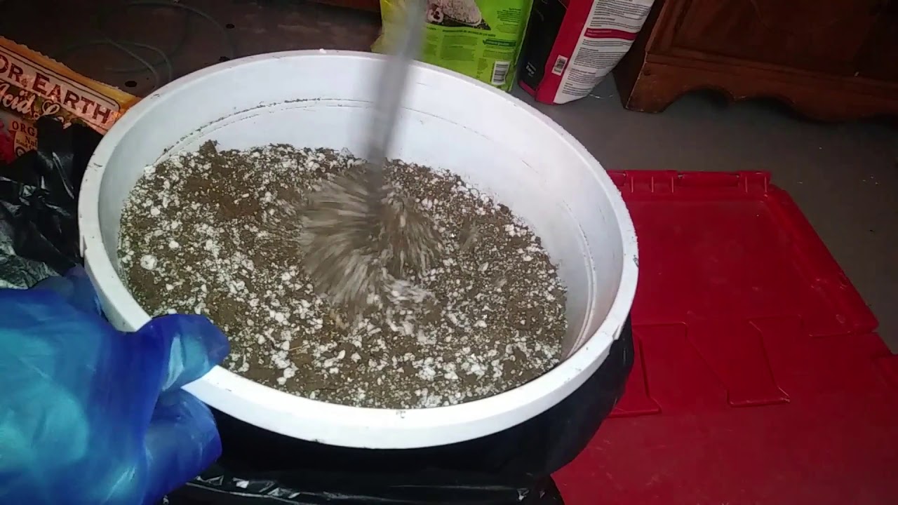 Making Water Only Super-Soil |Hobby420| Easy Organic Growing |Perlite Vermiculite Dr Earth