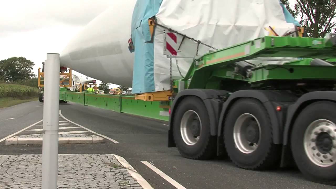 Nooteboom windmill transport by AM Kranwind
