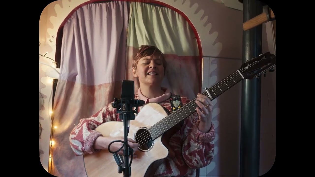 Faith Eliott - 'snowglobe' (Lost Map session)