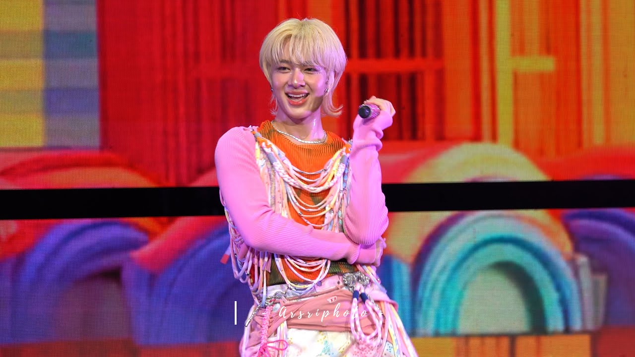 250621 : เอ๊ะ! (𝐄𝐡!) (NuNew Chawarin) - NuNew 1st Con In Kaohsiung