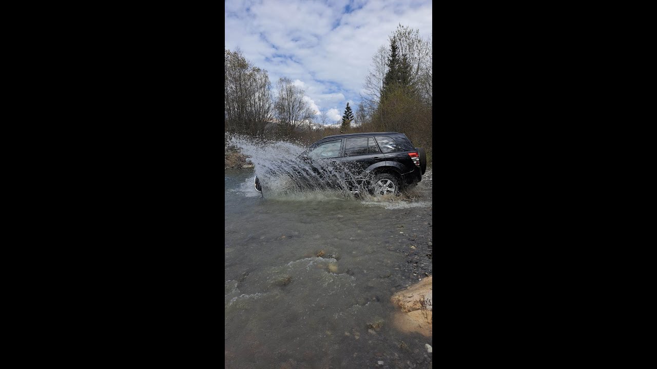 Suzuki Grand Vitara pe Valea Doftanei si Pasul Predelus